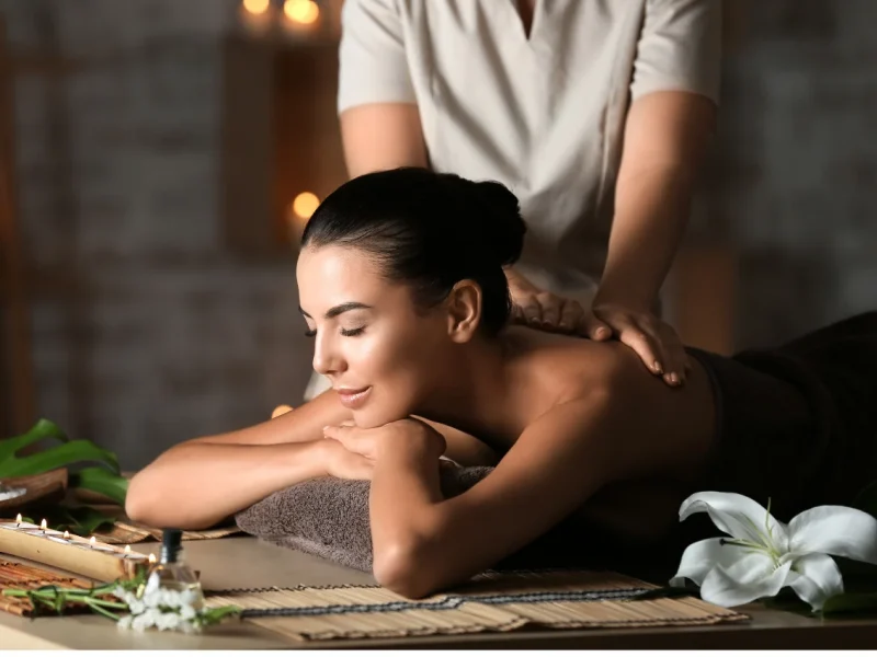 Anasayfa 11 masaj-salonu-spa1.webp